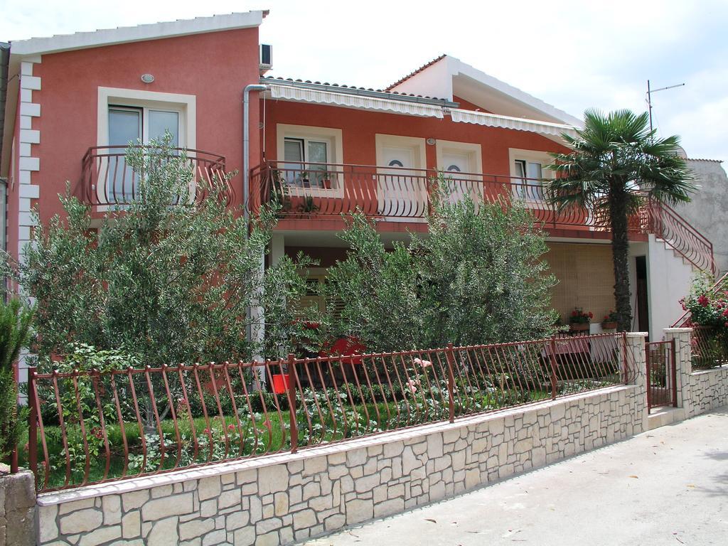 Apartments Salamun Biograd Na Moru Exterior foto